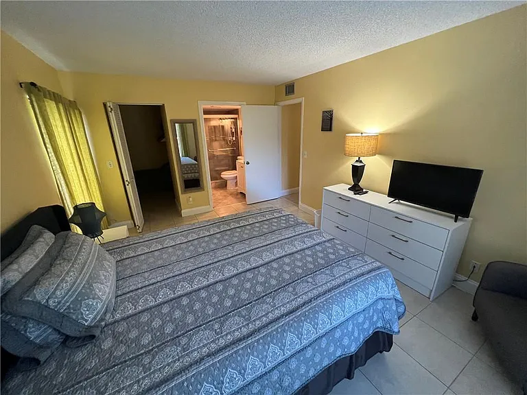 1009 Green Pine Blvd #G1 — Photo 17