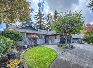 8656 Zircon Dr SW, Lakewood, WA