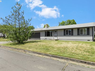1911 Palos Verdes Dr, Roseburg, OR, 97471