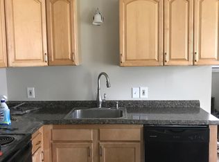 33-35 2nd St, Plainfield, CT 06374