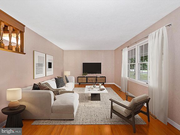 5th image of 6617 Jacks Ct
