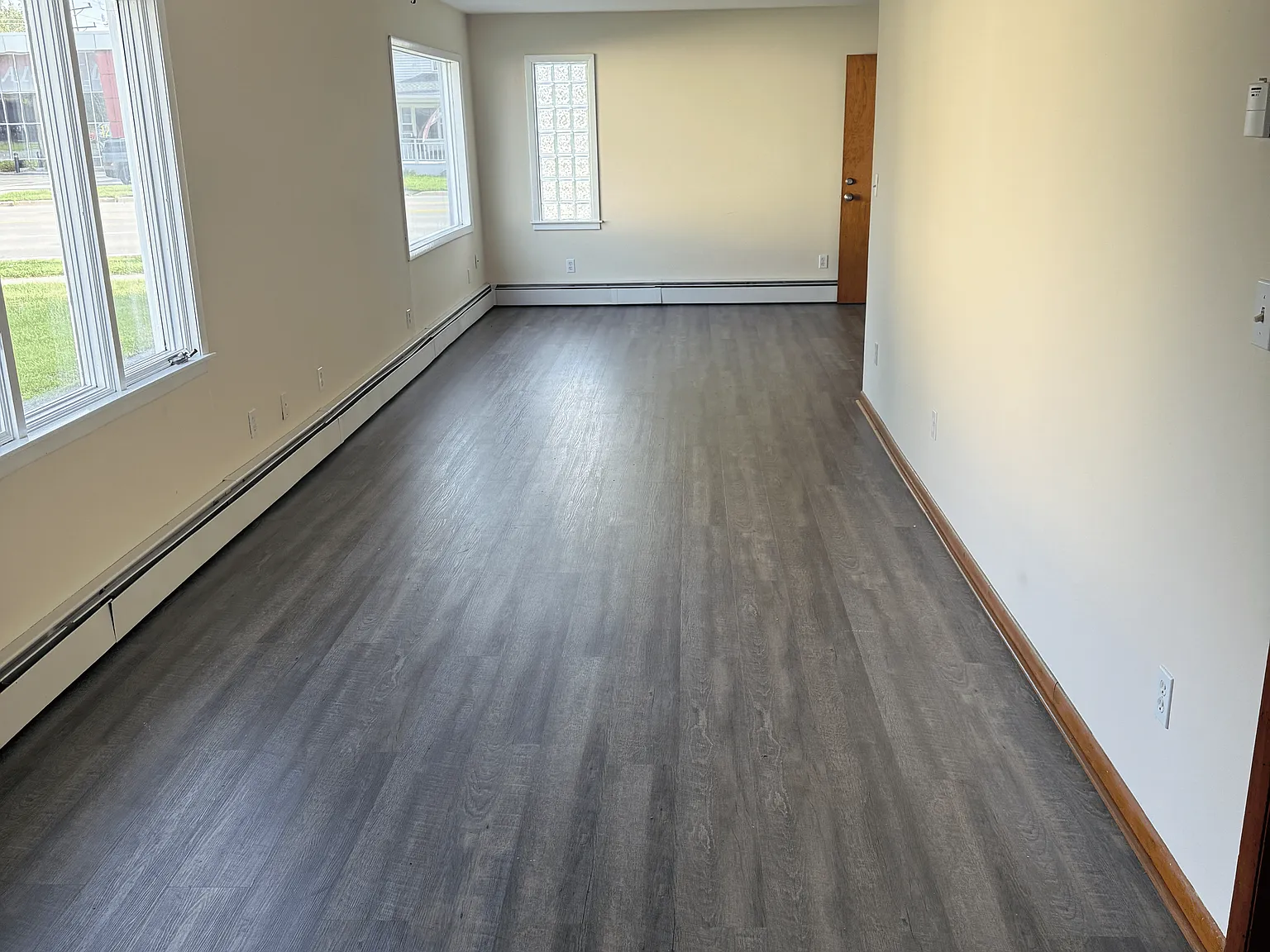 2 bed, 1200 sqft, $1,500 — Photo 3