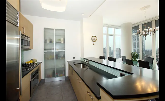 Rented by Douglas Elliman | media 35