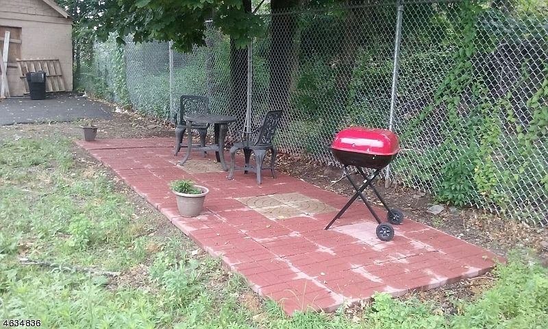 2nd image of 516 Cary St