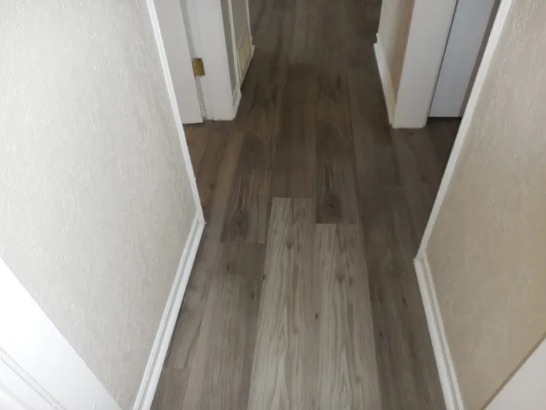 701 W Yandell Dr #8 — Photo 15