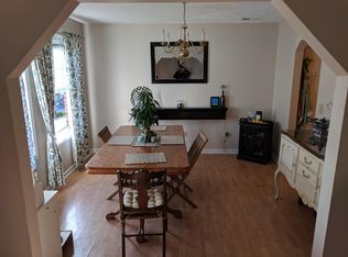 1004 Elkins Dr, Morgantown, WV 26505