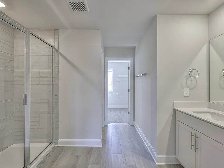 118 Fernbank Ln — Photo 32