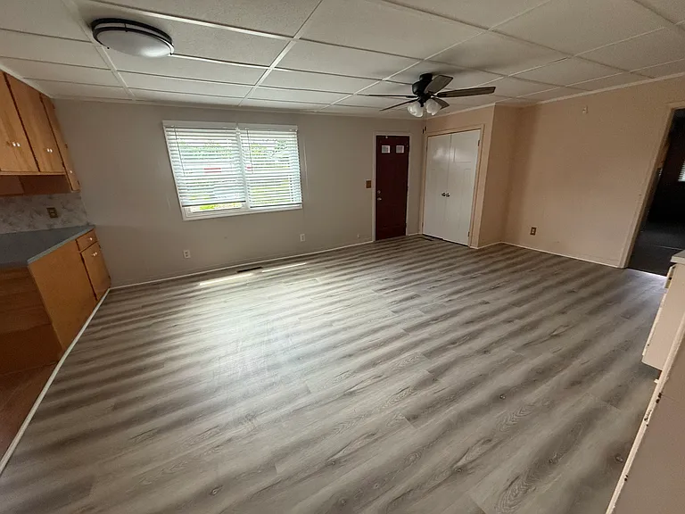 756 E High Ave — Photo 8