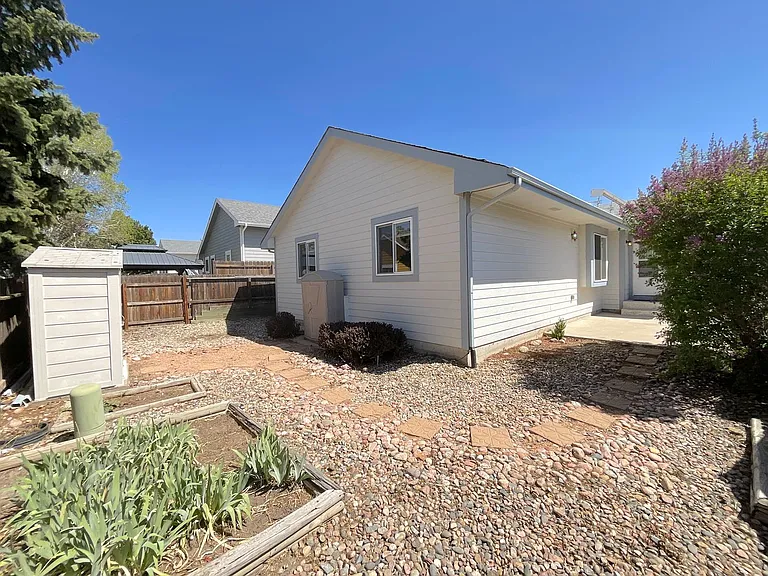 8166 Telegraph Dr — Photo 4