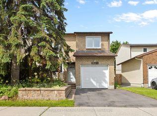 1626 Prestwick Dr, Ottawa, ON K1E2Y1