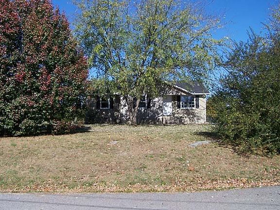 3rd image of 4516 Baywood Ave