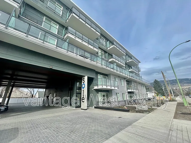 615 Rutland Rd N #401 — Photo 28