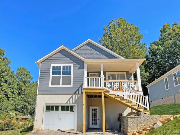 1100 Blueview Dr, Black Mountain, NC 28711