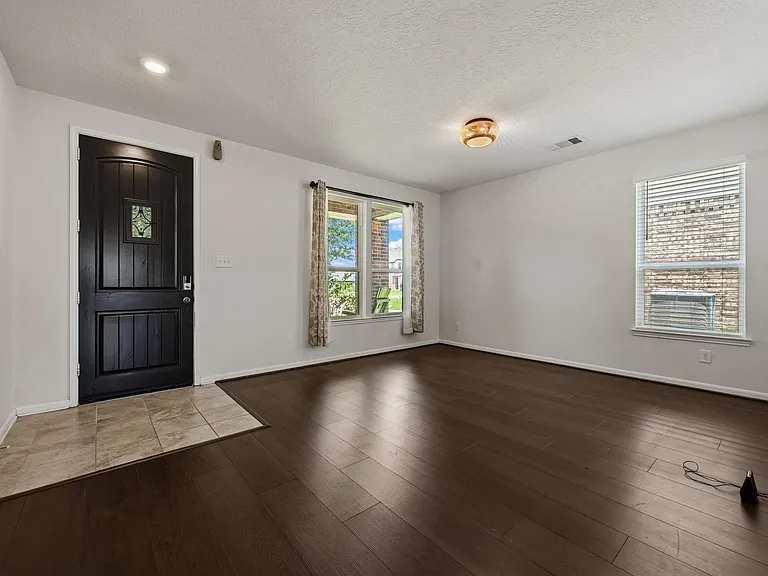 20602 Pioneer Oak Ln — Photo 3