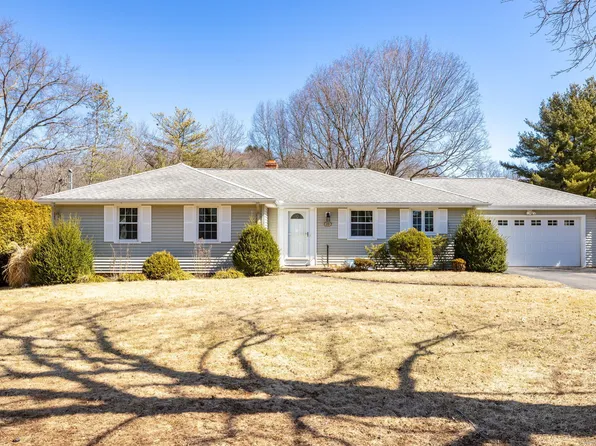 39 Cornwall Road, New Britain, CT 06052