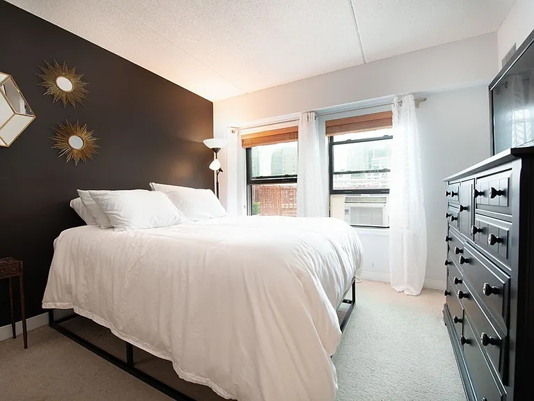 108 Peterborough St #PHN — Photo 7