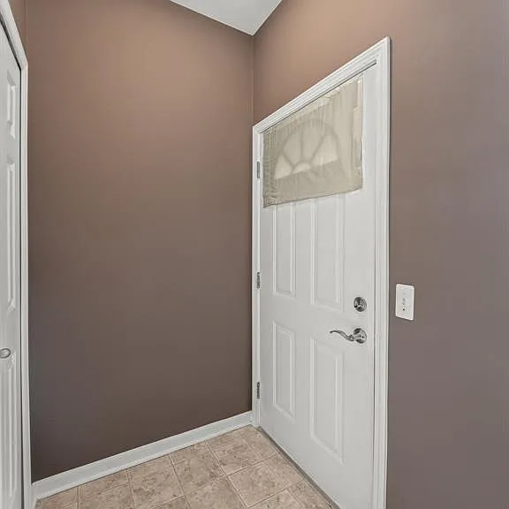 7683 Ambassador Dr — Photo 4