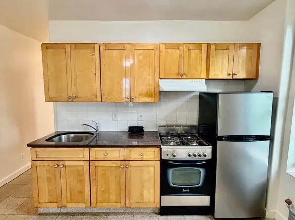 4712 Fourth Avenue image 1 of 6