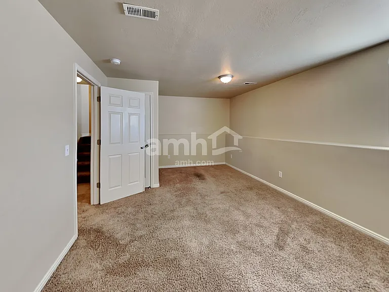 2169 W 1520 N — Photo 20