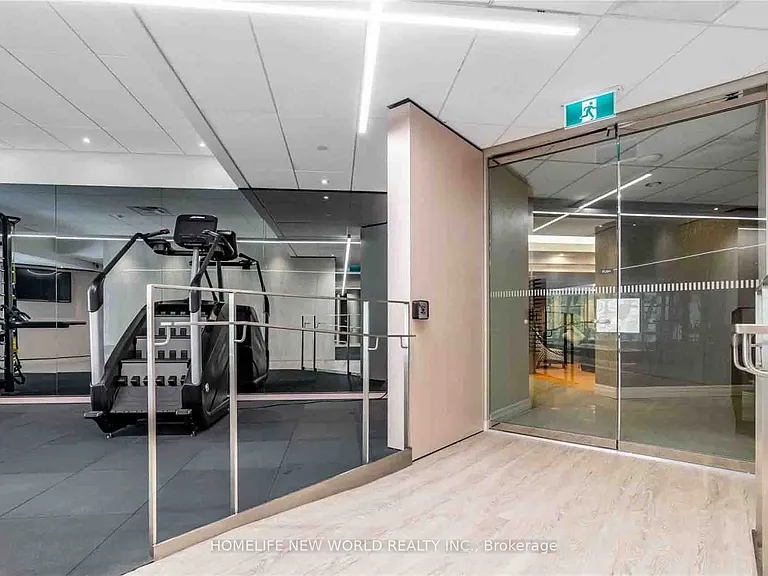 1001 Bay St #2012 — Photo 17