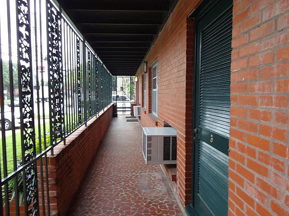 2nd image of 2211 W Alabama St APT 4