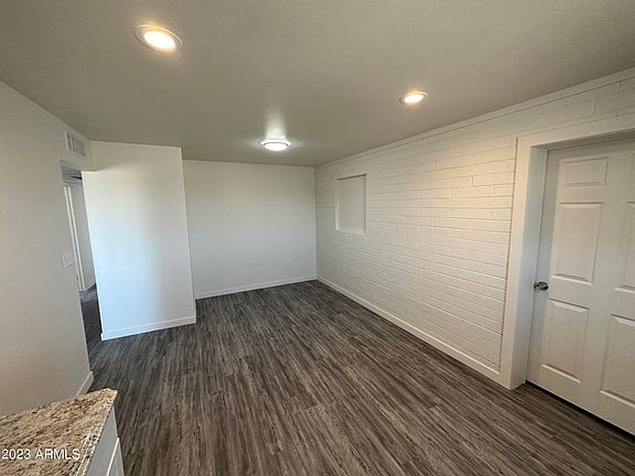 4th image of 4220 N MAVERICK Drive