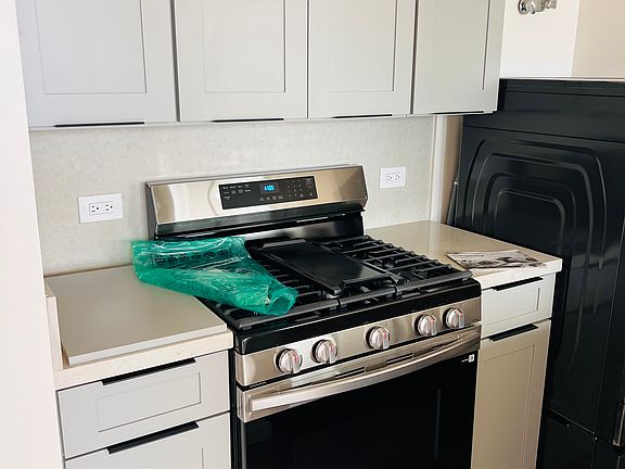 4th image of 1571 Piikoi St APT 702