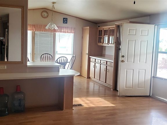 3rd image of 14260 E 31st Pl