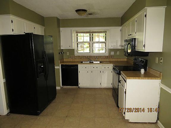 3rd image of 7121 Markim Dr