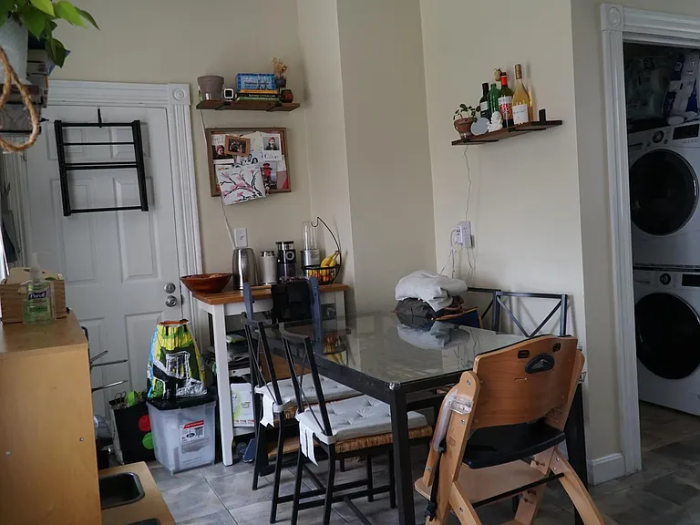 14 Dana St #1 — Photo 7