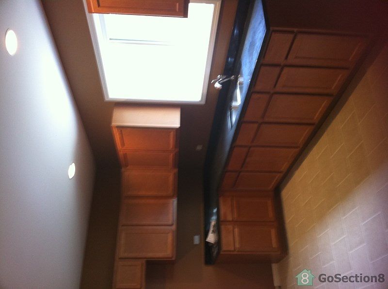2nd image of 3840 W Van Buren St #2