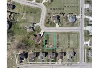 1821 Paulis Dr, Faribault, MN 55021