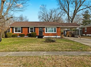 2023 Dixie Garden Dr, Louisville, KY 40272