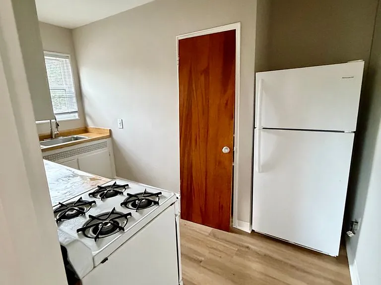 335 Talbott Ave — Photo 14