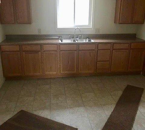 3rd image of 3370 & 3372 Lloyd St