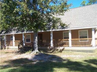 1332 Oak St, Ocean Springs, MS 39564