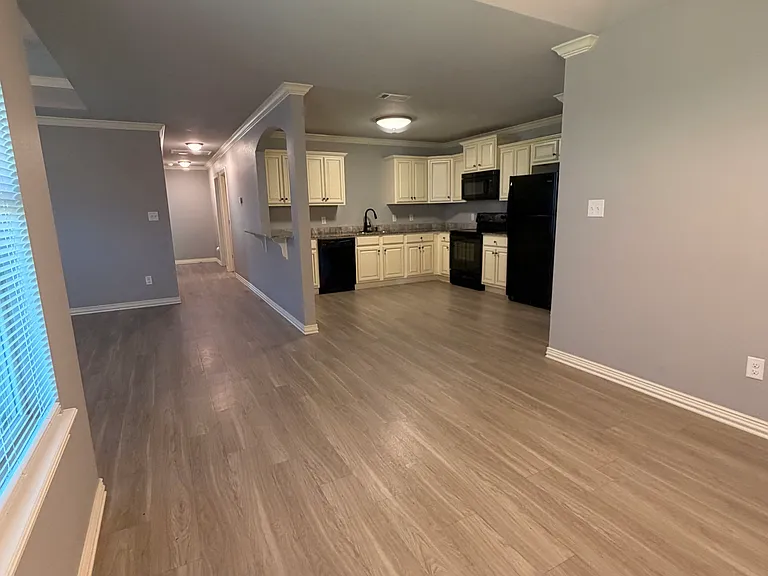 1119 Springhill Rd #A — Photo 9