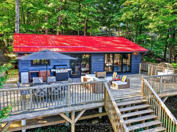 1216 Shea Rd #1, Muskoka Lakes, ON P0B 1M0