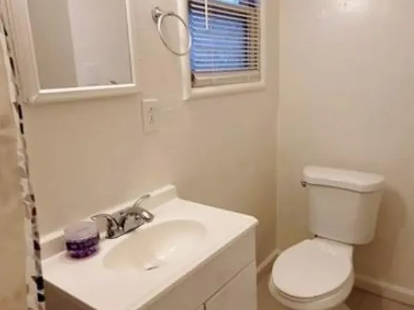 166 E 2nd St, San Jacinto, CA 92583