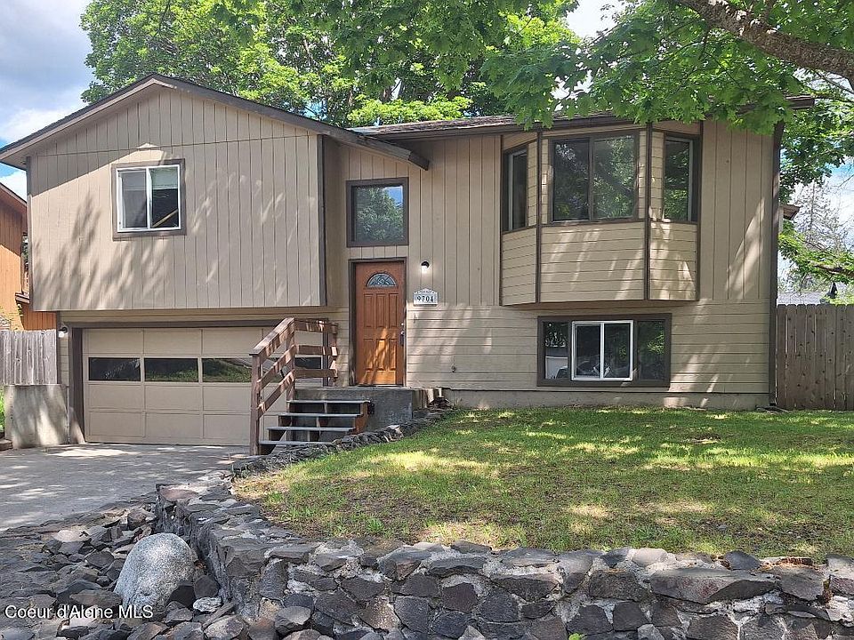 1st image of 9704 N Hillview Dr