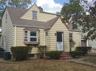 39-11 Taylor Rd, Fair Lawn, NJ 07410