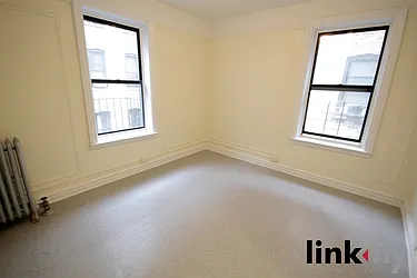 Rented by Link NY Realty