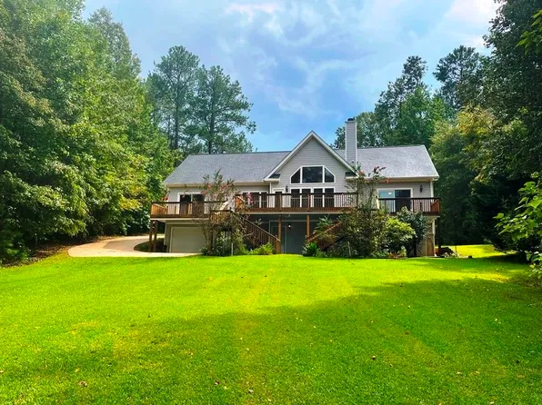 180 Sandy Run Dr, Sparta, GA 31087