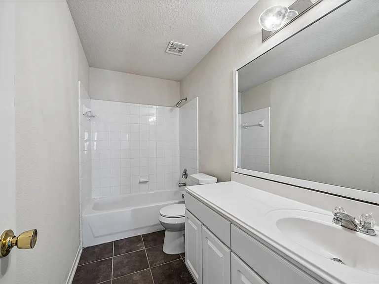 15519 Hickory Dale St — Photo 15