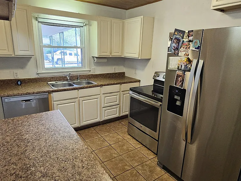 8325 E Indianapolis St — Photo 6