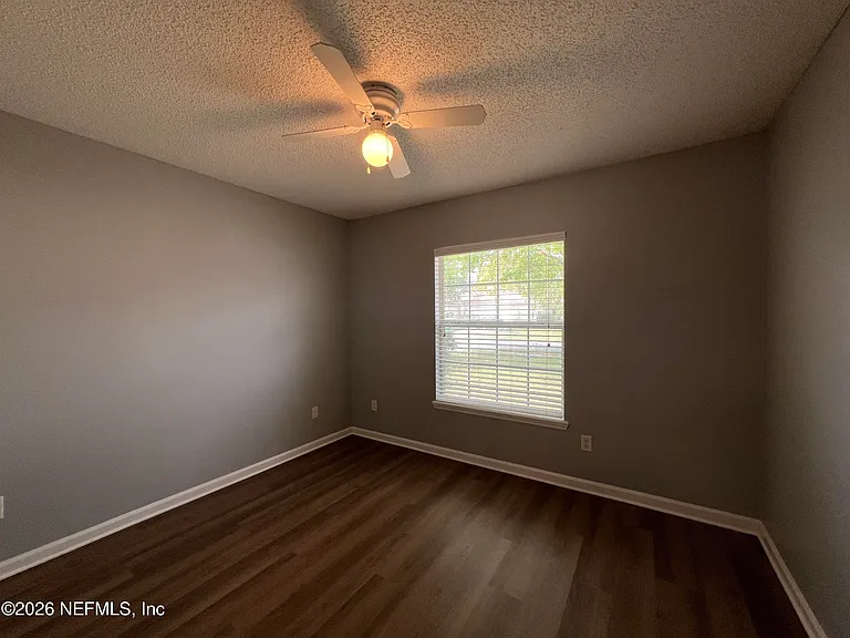 8382 Stelling Dr S — Photo 16