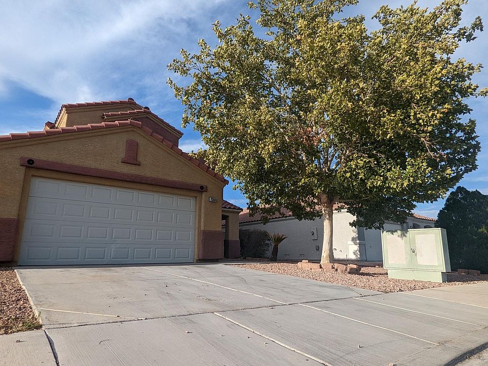 1st image of 7364 W Dewey Dr