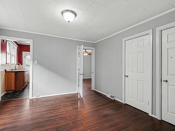 5th image of 3312 Emerson St