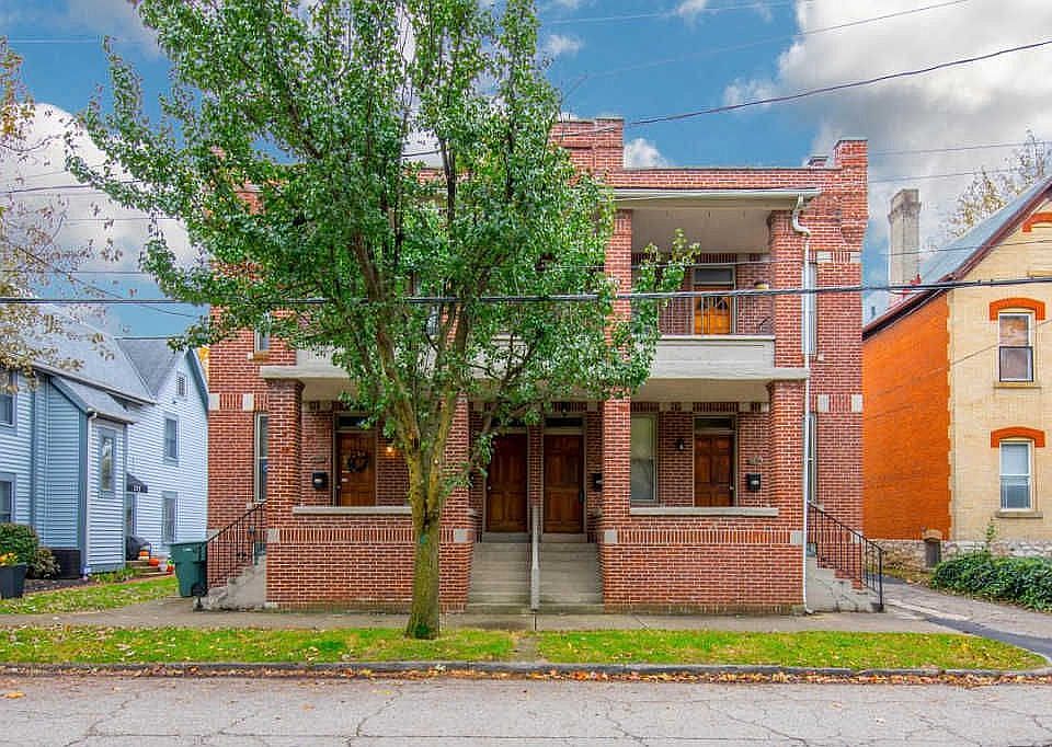 1st image of 209 W 2nd Ave