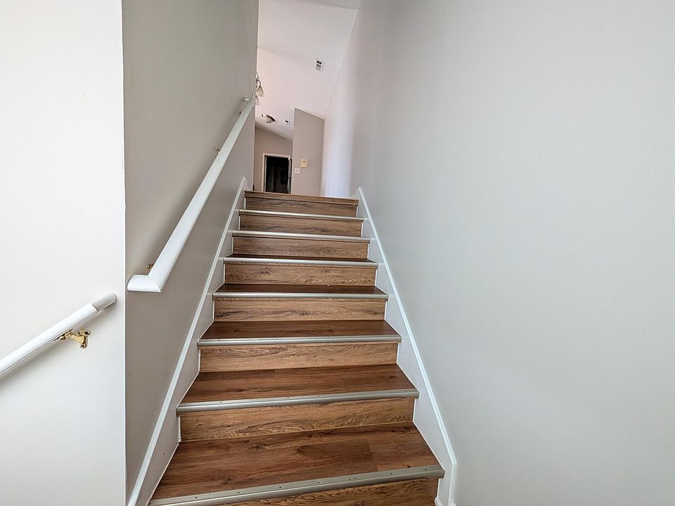 43120 Pendleton Cir, photo 6